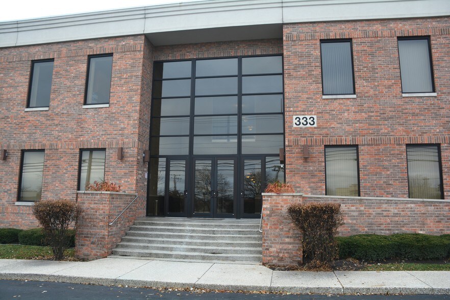 More Photos Of 333 E Route 83, Mundelein Medical For Lease