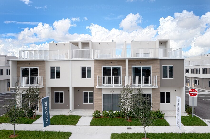 More Photos Of 26201 SW 138th Ct, Homestead Apartments For Sale