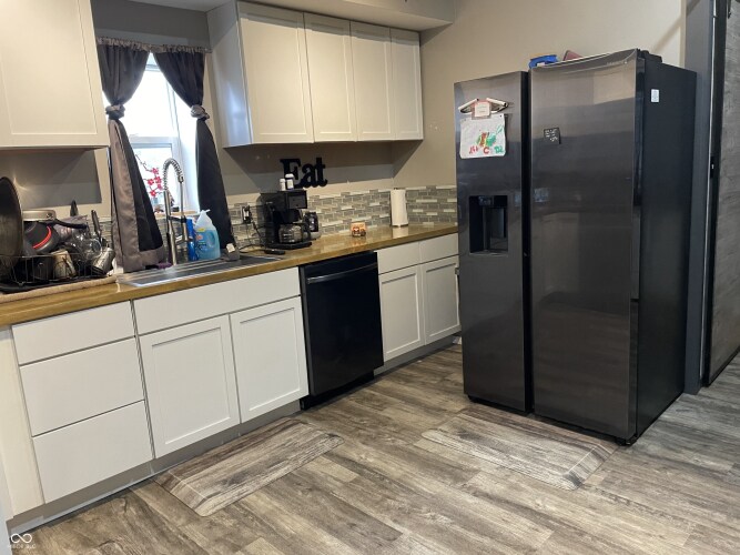 More Photos Of 5732 Wall St, Freedom Freestanding For Sale