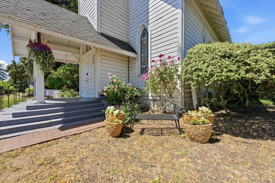 More Photos Of 508 NW 3rd Ave, Canby Religious Facility For Sale
