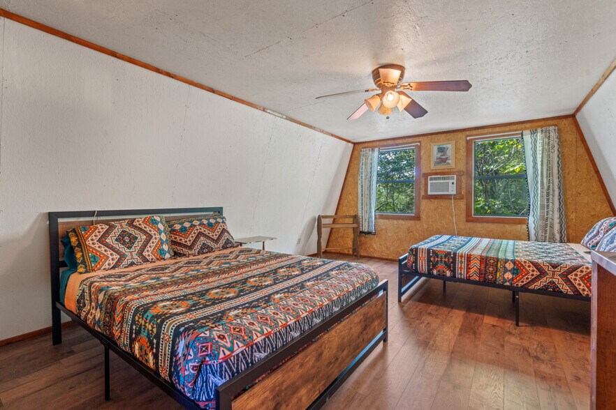 More Photos Of 122 Ouachita River Haven Rd, Pencil Bluff Hotel For Sale