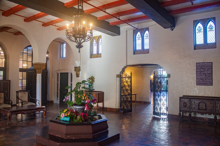 More Photos Of 1415-1419 Broadway, Alameda Apartments For Sale