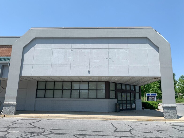 More Photos Of 250 Englar Rd, Westminster Unknown For Lease