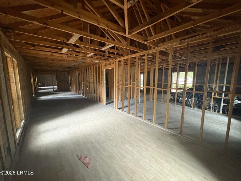 More Photos Of 10-14 Robin Dr, Ladys Island Office For Lease