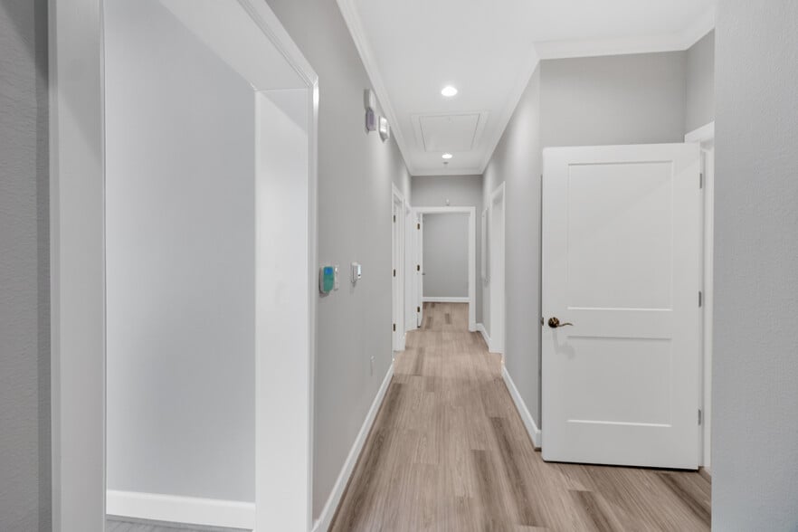 More Photos Of 7912 Preston Rd, Frisco General Retail For Lease