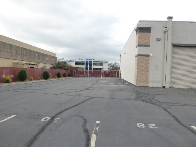 More Photos Of 47 Union Way, Vacaville Industrial For Sale