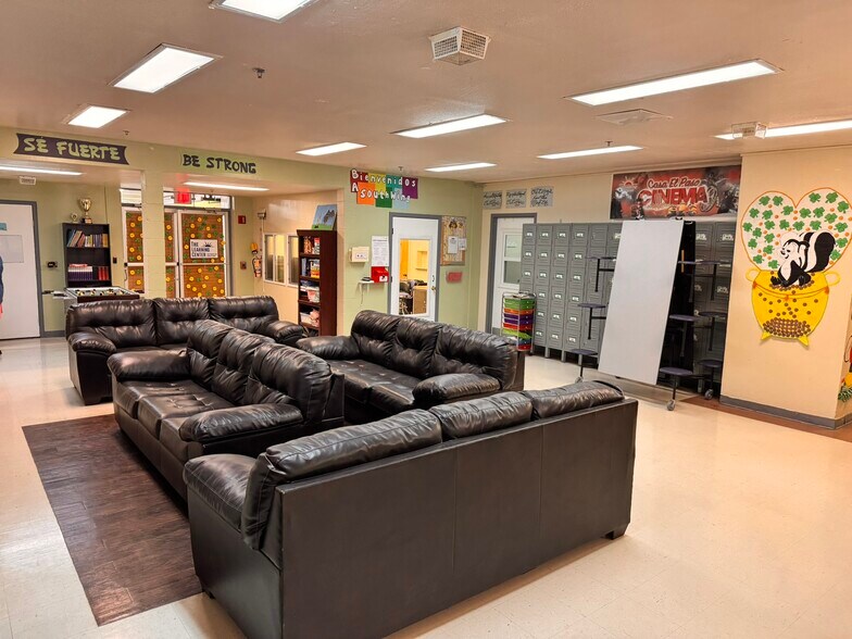 More Photos Of 400 Talbot Ave, Canutillo Schools For Lease