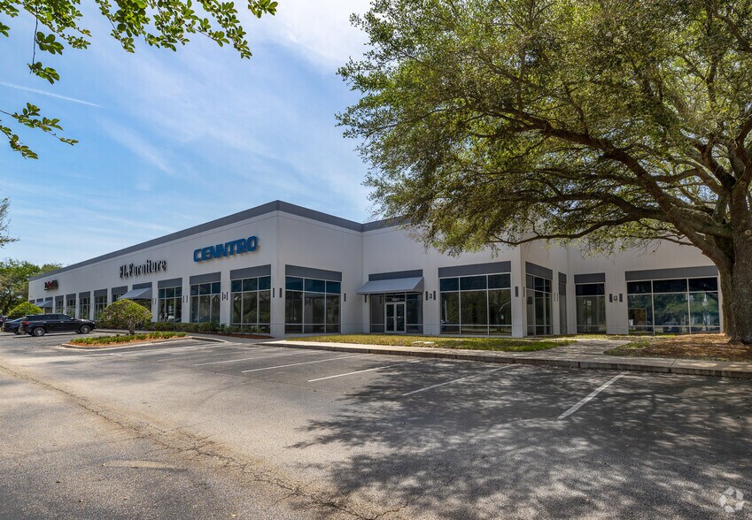 More Photos Of 11840 Beach Blvd, Jacksonville Showroom For Lease