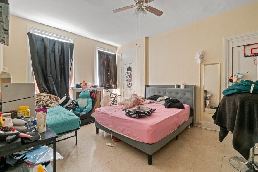 More Photos Of 2301 Maryland Ave, Baltimore Apartments For Sale