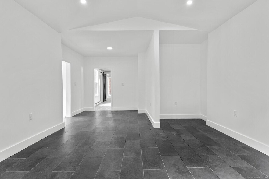 More Photos Of 286 Marlborough St, Portland Storefront Retail Residential For Sale