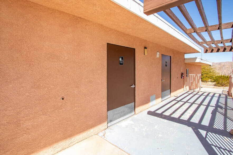 More Photos Of 6889 Sunny Vista Rd, Joshua Tree Lodge Meeting Hall For Sale