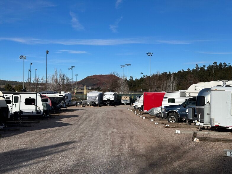 More Photos Of 5700 E Old Walnut Canyon Rd, Flagstaff Warehouse For Sale
