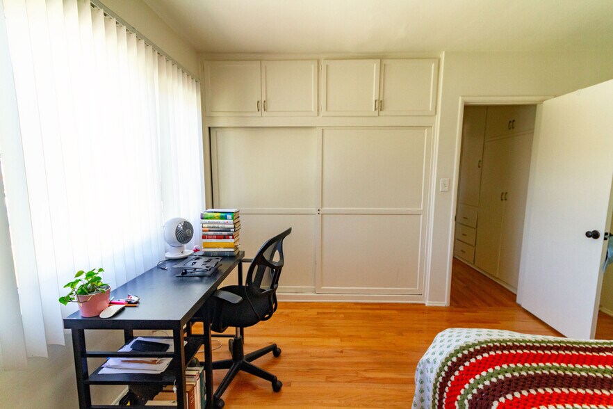 More Photos Of 11401 Washington Pl, Los Angeles Apartments For Sale