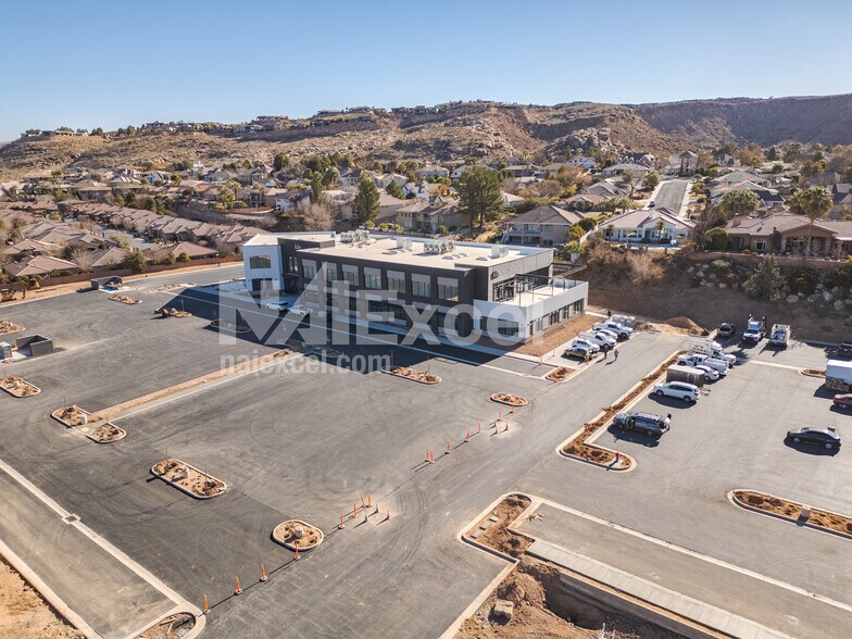 More Photos Of 1575 River Rd, St George Office For Sale