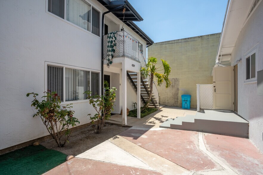 More Photos Of 4319-4321 Swift Ave, San Diego Apartments For Sale