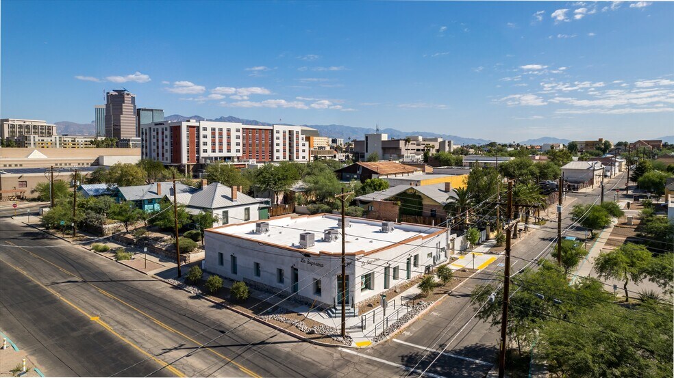 More Photos Of 319 W Simpson St, Tucson Loft Creative Space For Sale