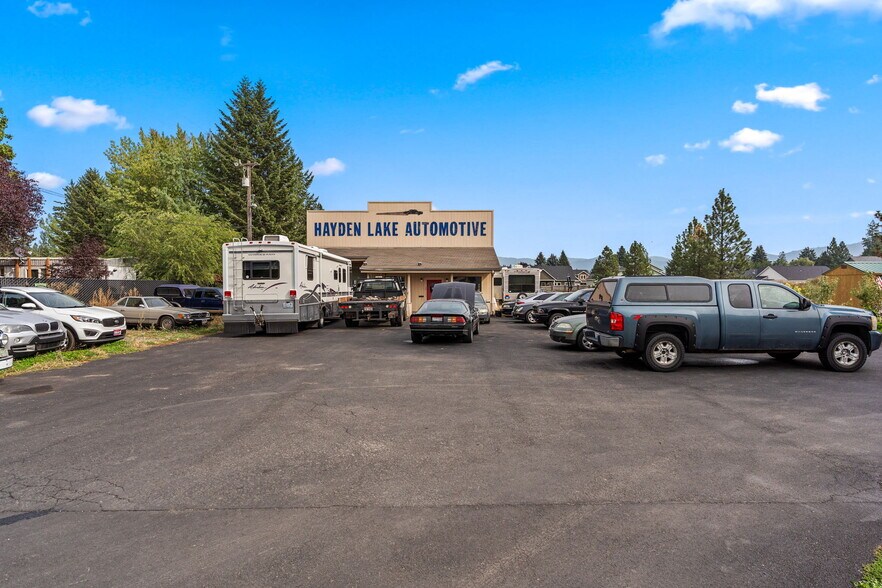 More Photos Of 11370 N Government Way, Hayden General Retail For Sale