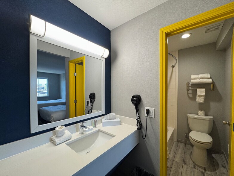 More Photos Of 2035 Paramount Blvd, Amarillo Apartments For Sale