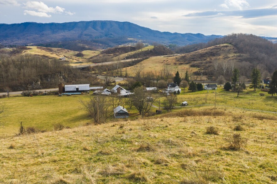 More Photos Of 230 Barn Ave, North Tazewell Land For Sale