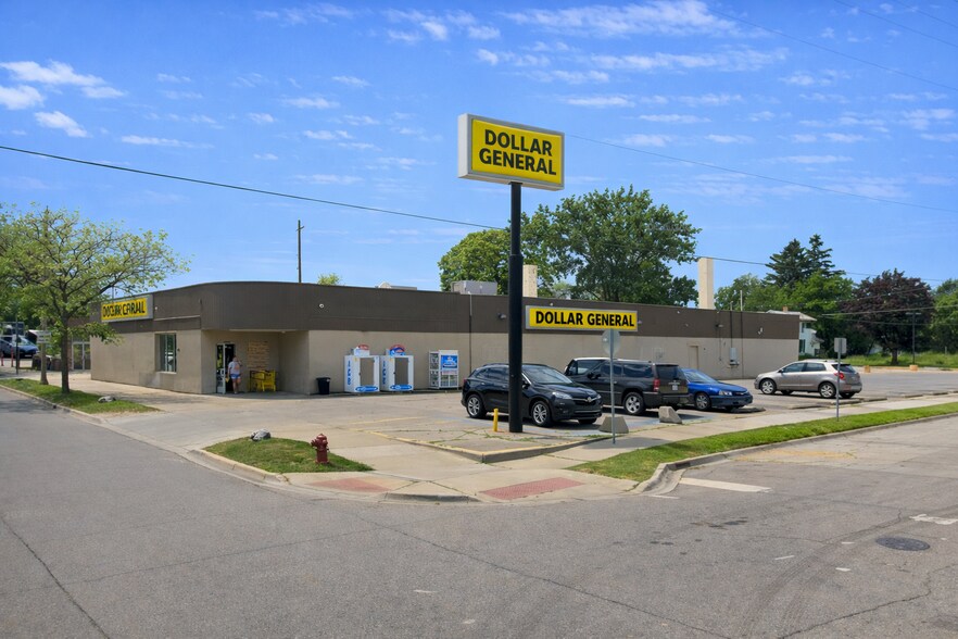 Primary Photo Of 405 S Michigan Ave, Saginaw Freestanding For Sale