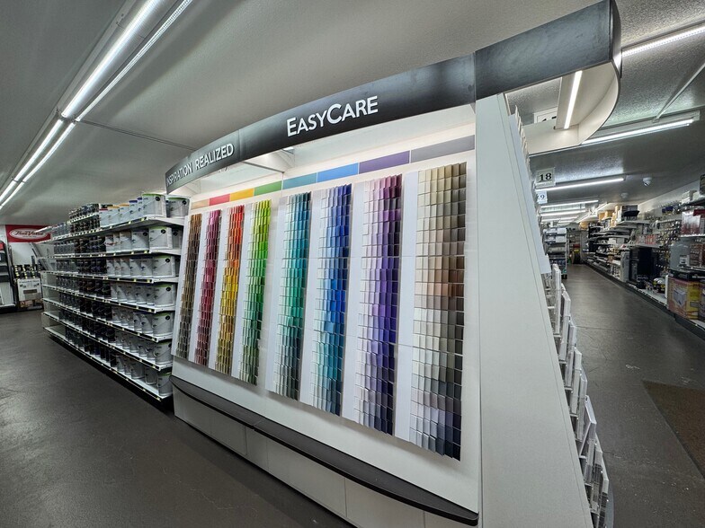 More Photos Of 2111 Greenwood Rd, Prescott Freestanding For Sale