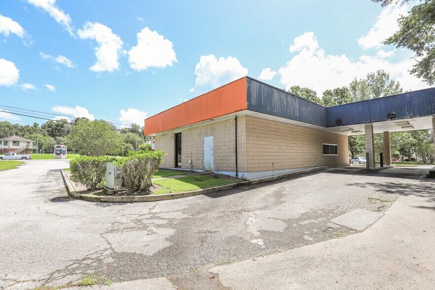 More Photos Of 15210 NW Us-441, Alachua Freestanding For Lease