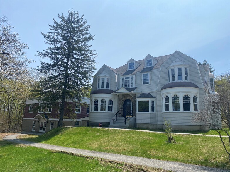 Primary Photo Of 11 Parkwood Dr, Augusta Office Residential For Lease