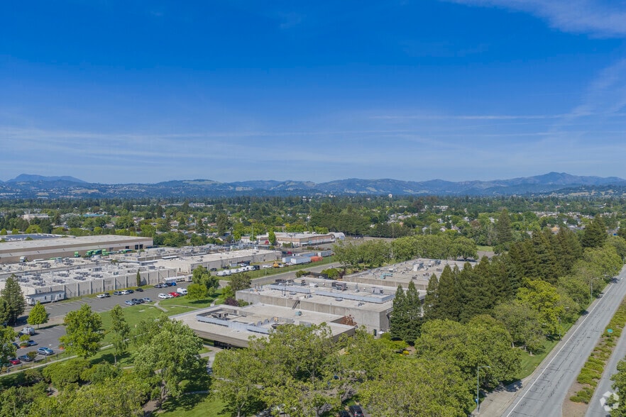 More Photos Of 2789 Northpoint Pky, Santa Rosa Warehouse For Sale