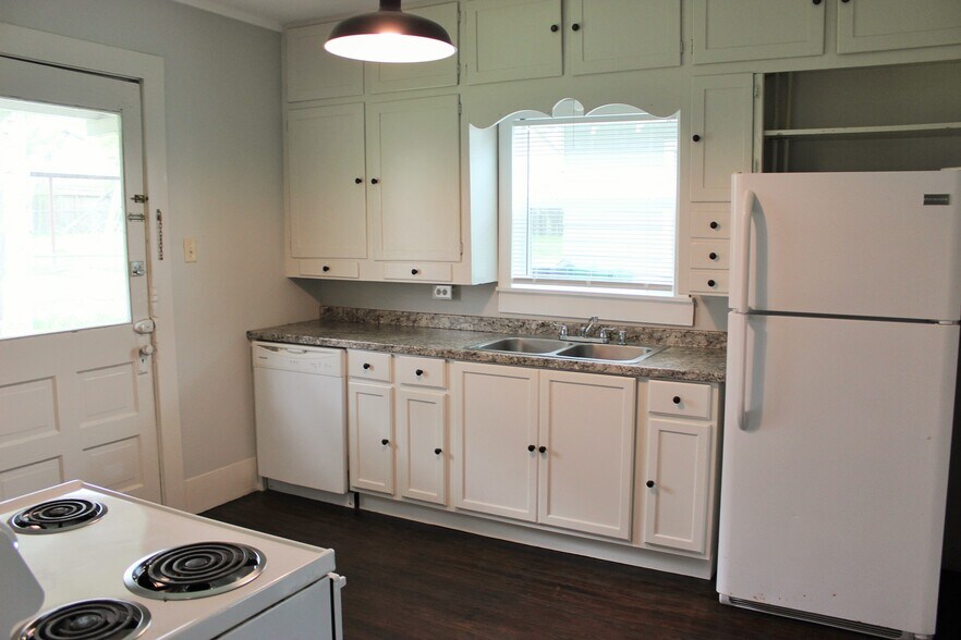 More Photos Of , Brenham Specialty For Sale