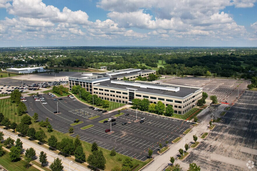 More Photos Of 1000 Technology Dr, O'Fallon Office For Lease