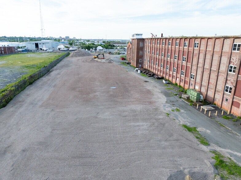 More Photos Of 21 Cove St, New Bedford Land For Lease