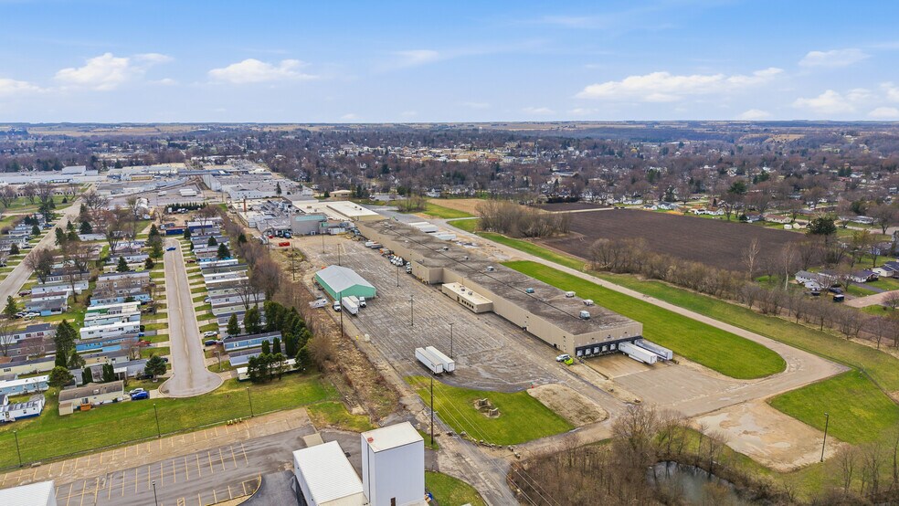 More Photos Of 424 E Oshkosh St, Ripon Manufacturing For Sale