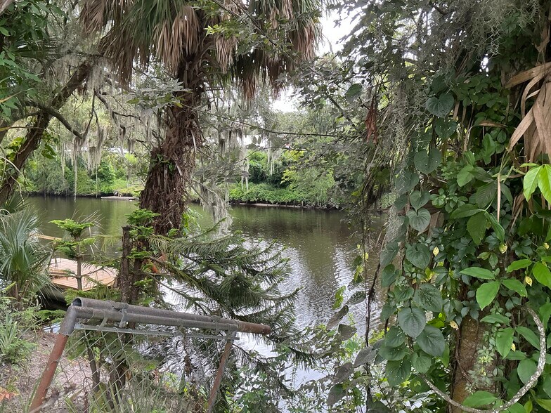 More Photos Of 4201 Kaplan Ct, Brandon Land For Sale