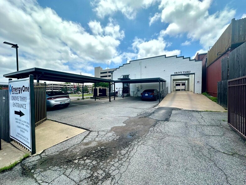 More Photos Of 1635 E 11th St, Tulsa General Retail For Sale