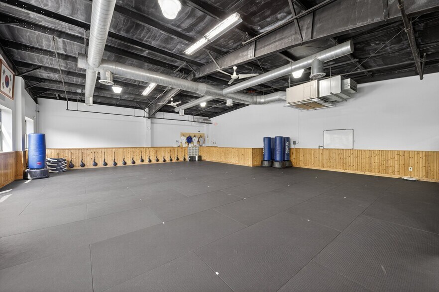 More Photos Of 114 Old Route 6, Carmel Loft Creative Space For Lease