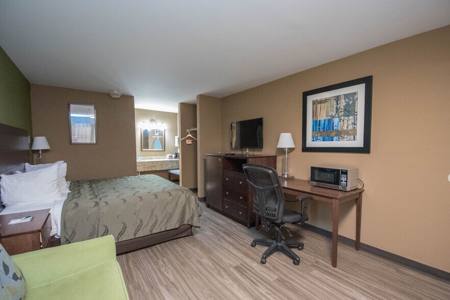 More Photos Of 750 Cobb Place Blvd NW, Kennesaw Hotel For Sale
