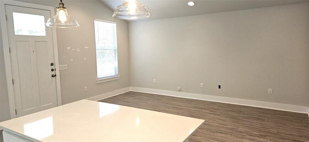 More Photos Of 15924 Stewart Rd, Austin Multifamily For Sale