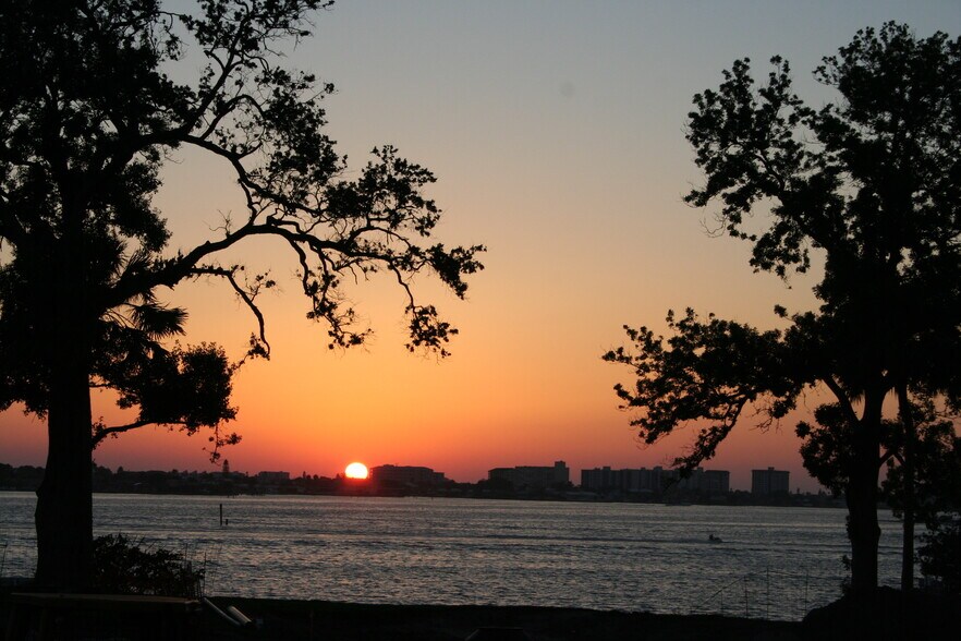 More Photos Of 300 Palm Bluff St, Clearwater Land For Sale
