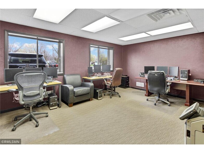 More Photos Of 37 28th Ave N, Saint Cloud Office Residential For Sale