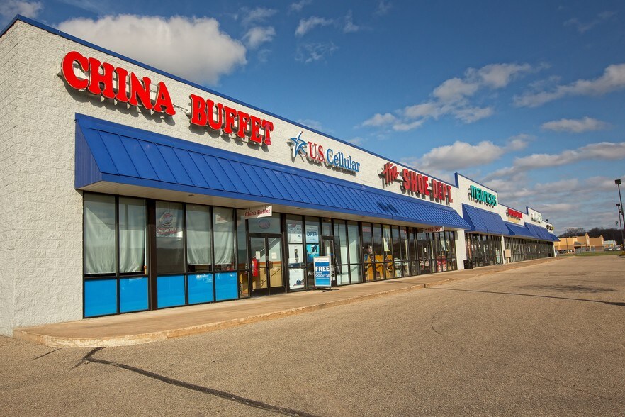 More Photos Of 37885 Selch Rd, Prairie Du Chien Freestanding For Lease