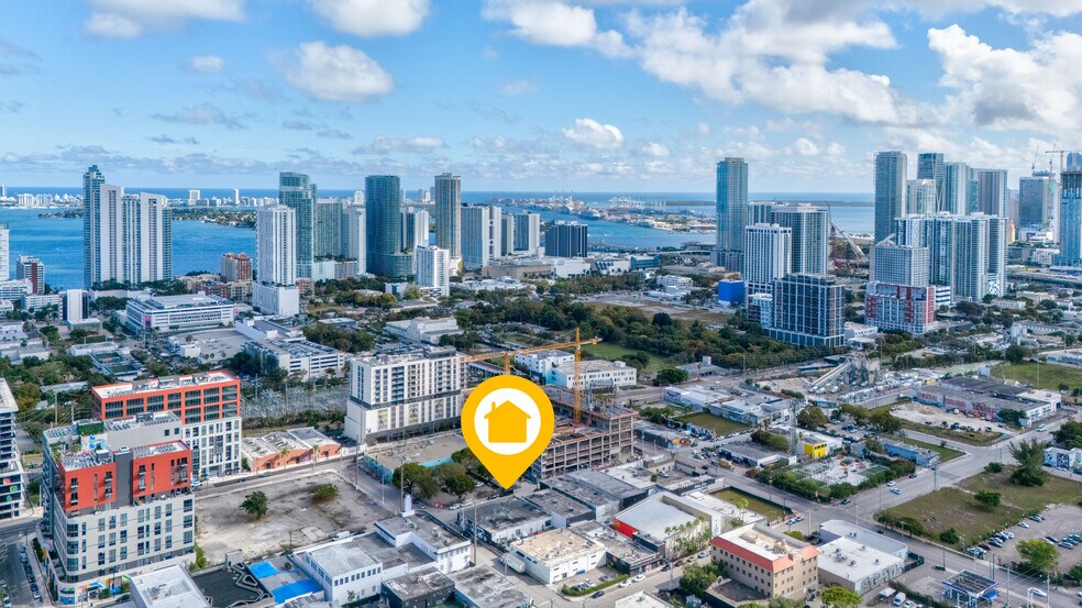 More Photos Of 2052 NW Miami Ct, Miami Flex For Lease