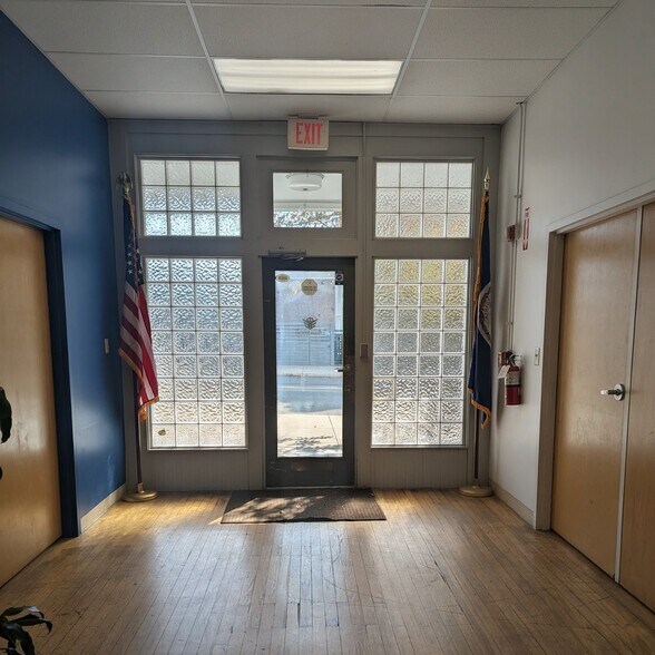 More Photos Of 1201 Hull St, Richmond Storefront Retail Office For Lease