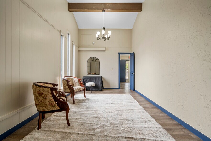 More Photos Of 1823 W 51st St, Tulsa Freestanding For Sale