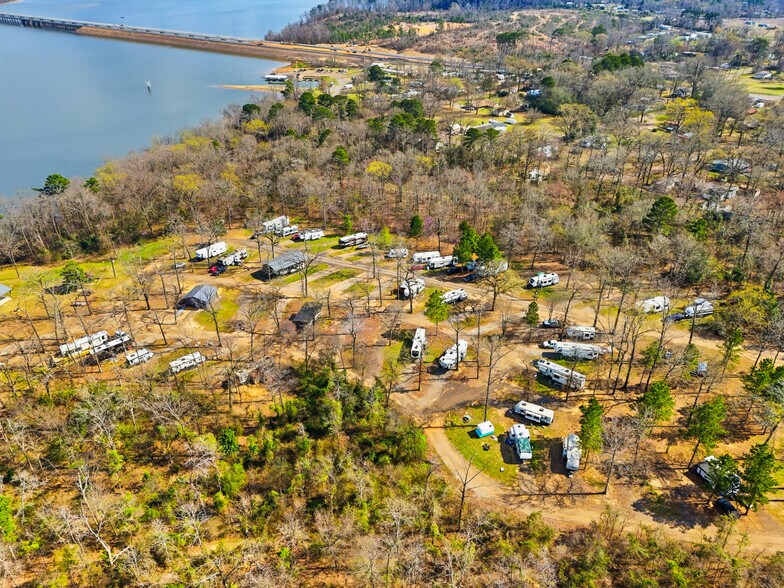 More Photos Of 16851 State Highway 155 N, Ore City Marina For Sale