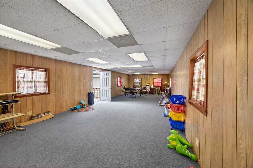 More Photos Of 11141 N Avenue L, La Porte Religious Facility For Sale