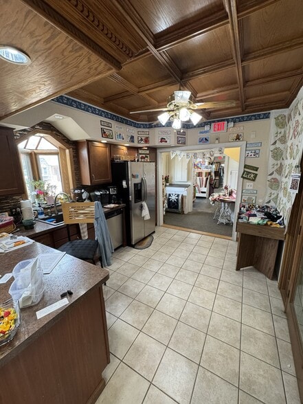 More Photos Of 1122-1128 Eureka Rd, Wyandotte Storefront Retail Office For Sale