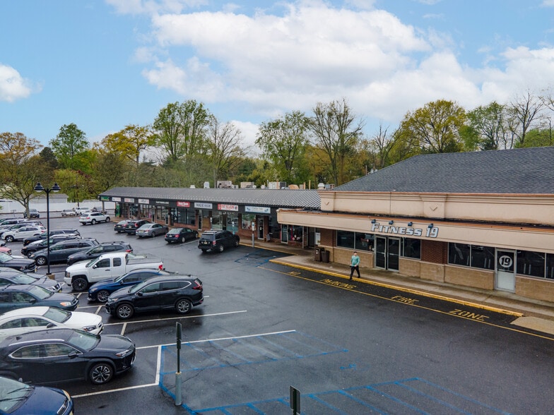 More Photos Of 654B Westwood Ave, River Vale Unknown For Lease