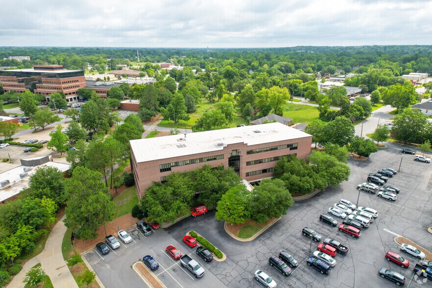 Primary Photo Of 2000 10th Ave, Columbus Medical For Lease