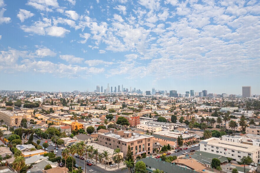 More Photos Of 552 N Hobart Blvd, Los Angeles Apartments For Sale