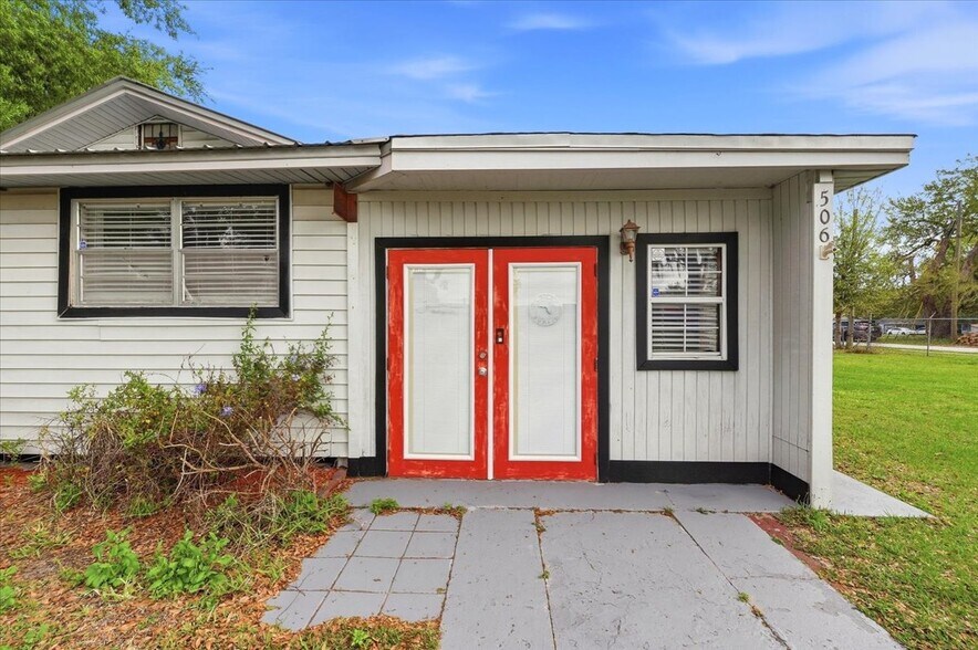 More Photos Of 506 Commonwealth Ave SW, Polk City Office Residential For Sale